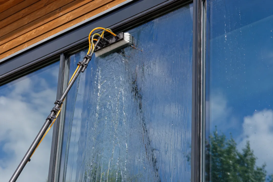 Window Cleaning by KB Exterior Washing